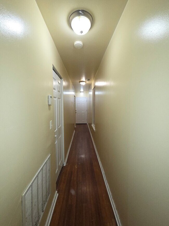 Building Photo - 6669 S Michigan Ave