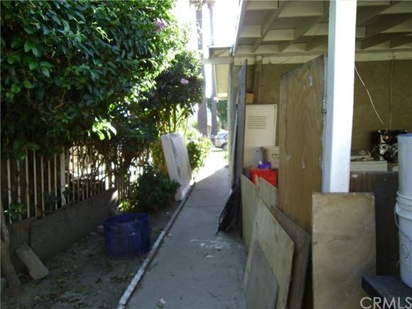 Building Photo - 6500 Templeton St