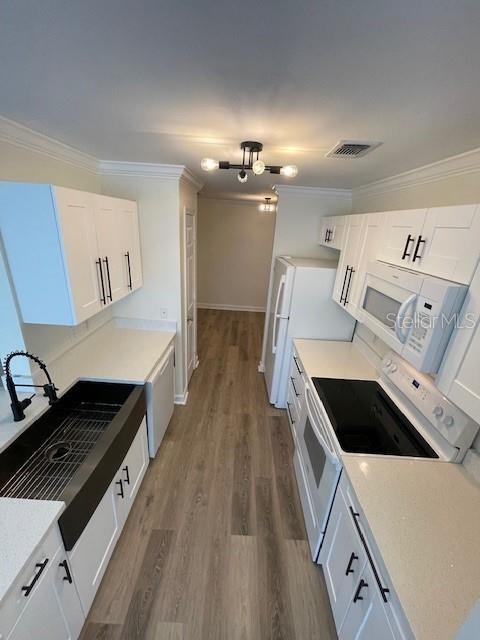 Building Photo - 18319 Bridle Club Dr