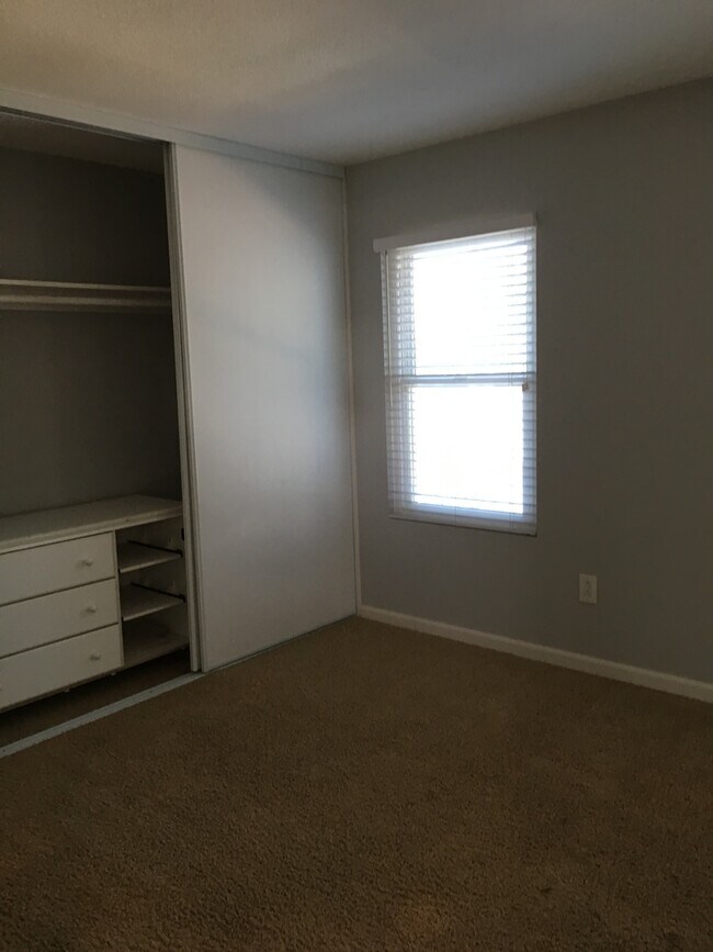 Building Photo - Coming Soon......Single Family Home! Solar Powered! Pet Friendly! Landscaper Included!