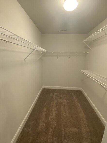 Building Photo - 1168 Carlisle Pl