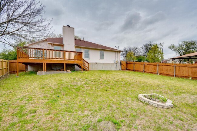 Building Photo - 3807 Eagles Nest St