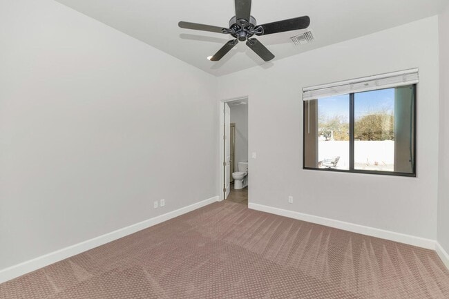 Building Photo - 3324 E Suncrest Ct