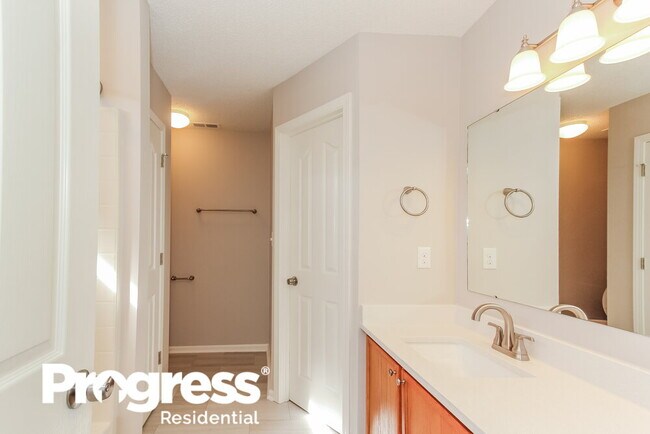 Building Photo - 6930 Ayrshire Glen Pl