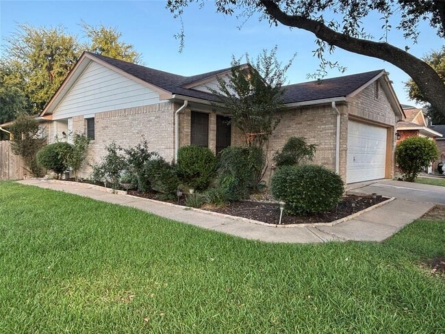 Building Photo - 2068 Buckley Ln