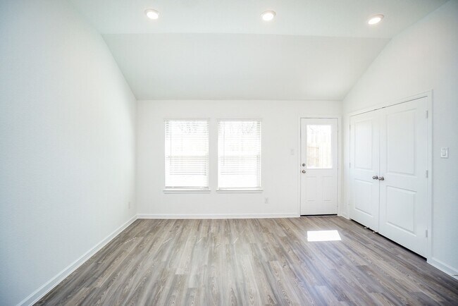 Building Photo - 24243 Palomino Sage Trl