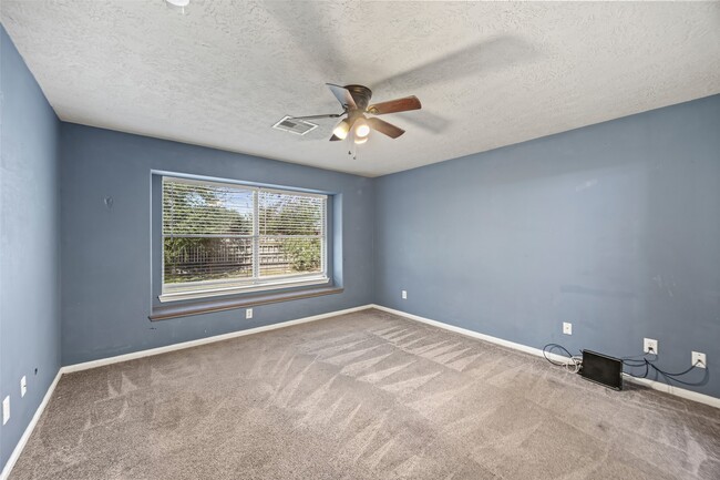 Building Photo - 1479 Allison St