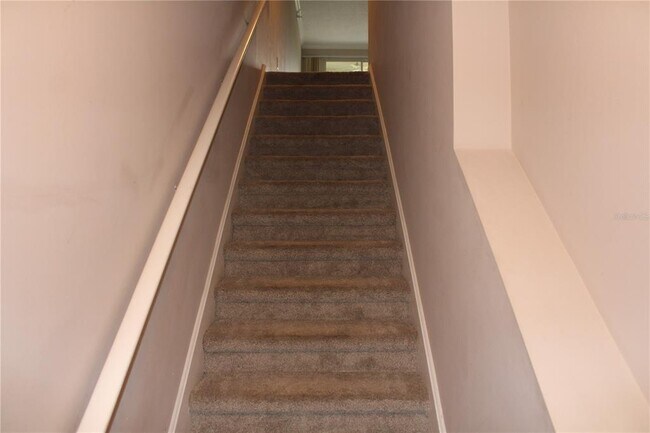 Building Photo - 5711 Bentgrass Dr