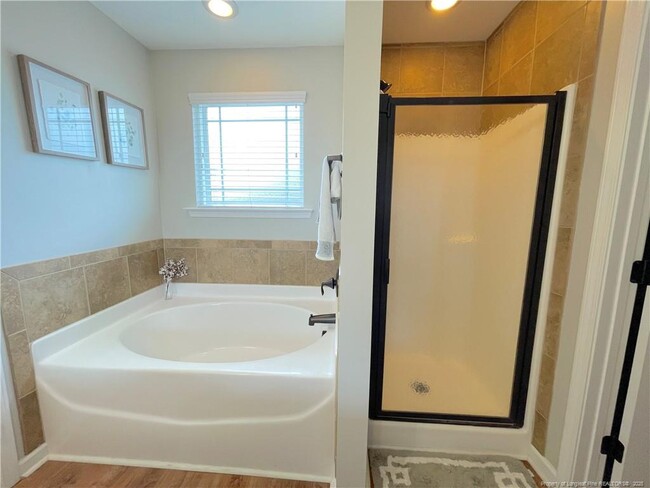 Building Photo - 178 Angel Oak Dr