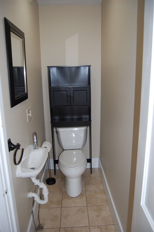 Building Photo - Great house in NE Lincoln!