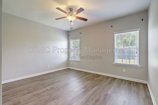 Building Photo - 9657 Spencer Woods Rd