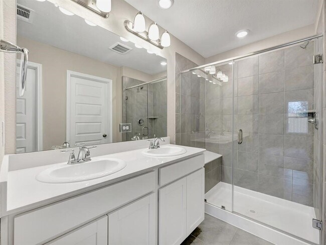 Building Photo - 1729 Succotash Oak Ct