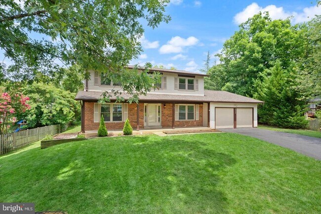 Building Photo - 8902 Huxley Ct