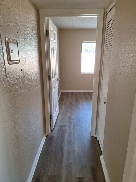 Building Photo - 5310 26th St W