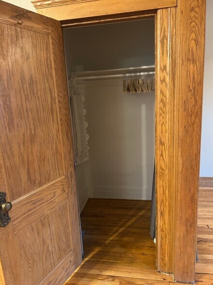 Closet in Dining Room - 1075 Lakepointe St