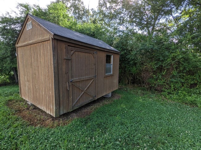 Building Photo - 48 Zachary Dr