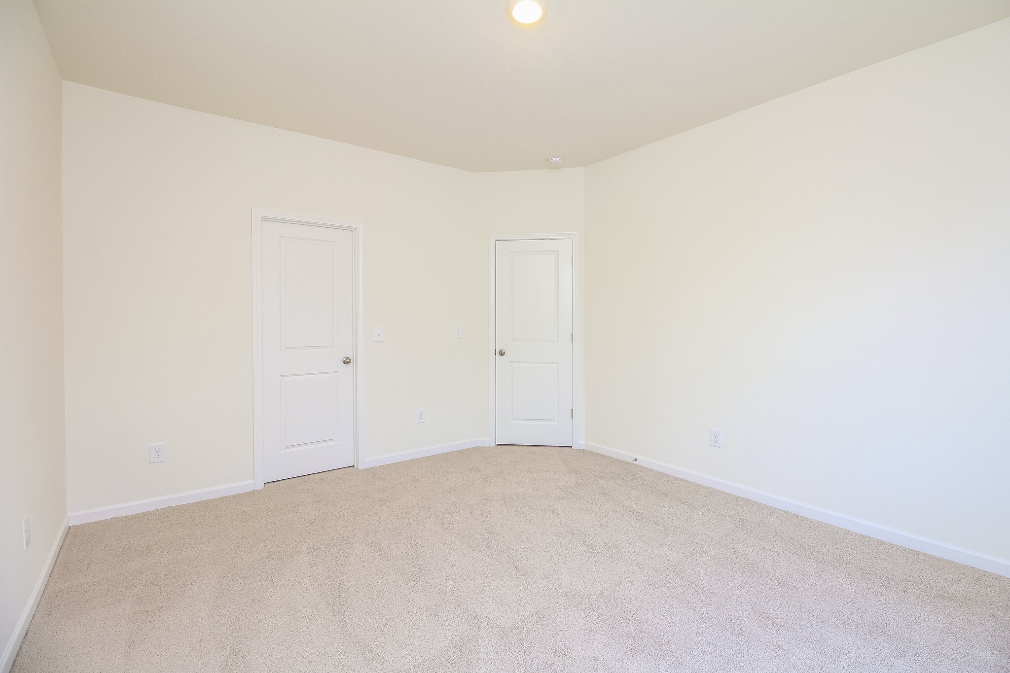 Building Photo - 1549 Corbett St