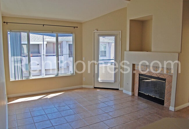 Building Photo - 11867 Spruce Run Dr