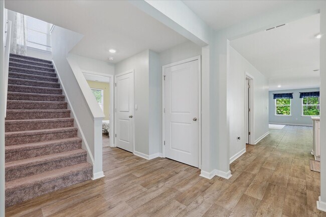 Building Photo - 177 Piping Plover Ct