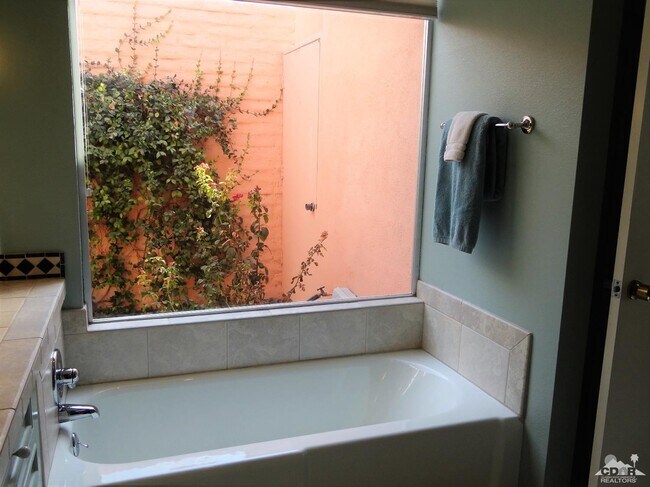 Building Photo - 47423 Medina Dr W