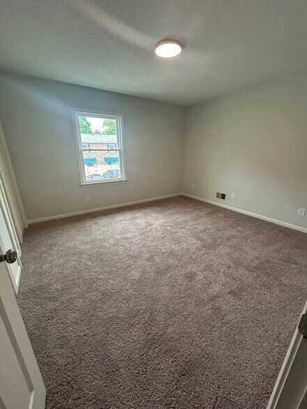 05_Bedroom 2 - 3700 Bush River Rd