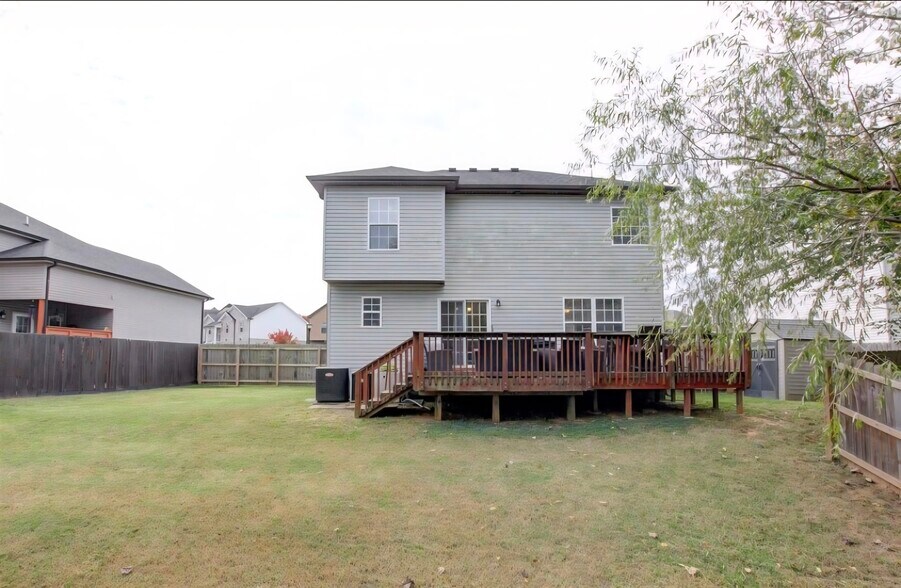 Building Photo - 1321 Allmon Dr