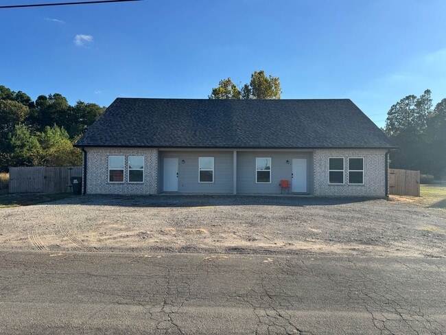 Building Photo - 13209 County Rd 499