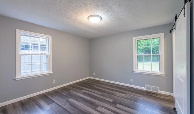 Building Photo - Fully Remodeled 3 Bedroom, 3 Bath Close To Purdue!