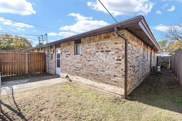 Building Photo - 1322 Willow Wood Ct