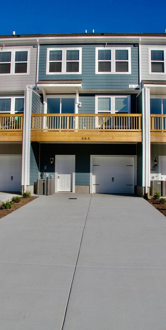 Building Photo - 464 Blair Rd