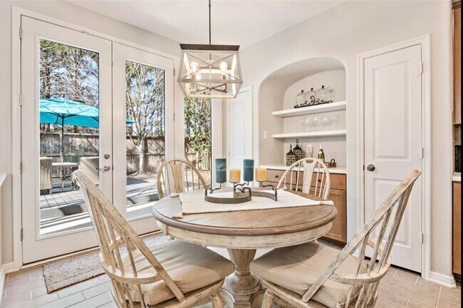 Building Photo - 46 Flickering Sun Ct