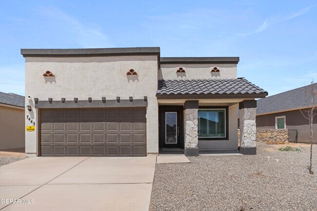 Primary Photo - 7445 Norte Mesa Ln