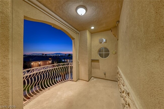 Building Photo - 905 Rhyolite Terrace