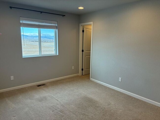 Building Photo - 3 Bed/2.5 Bath Home with Garage / Available Soon / Special Offer