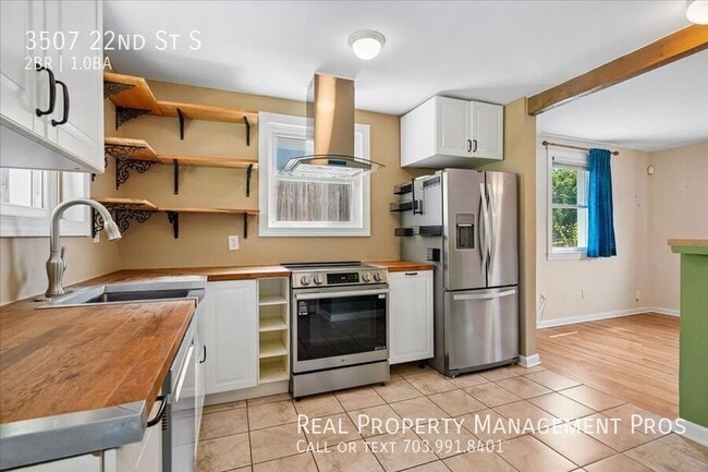 Building Photo - 3507 22nd St S