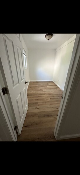 Building Photo - 1625 Ewing St