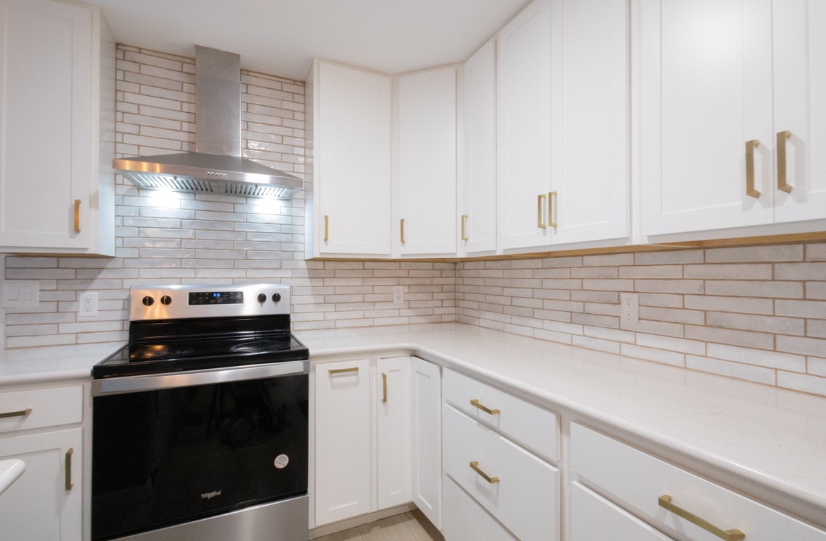 Building Photo - 19 Hollyhock Ct
