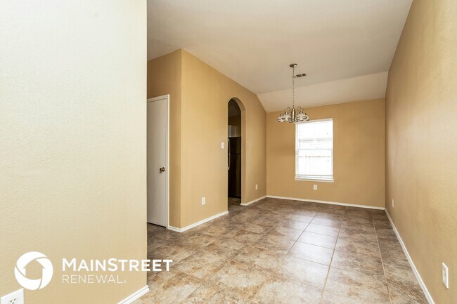 Building Photo - 1611 Emily Ln