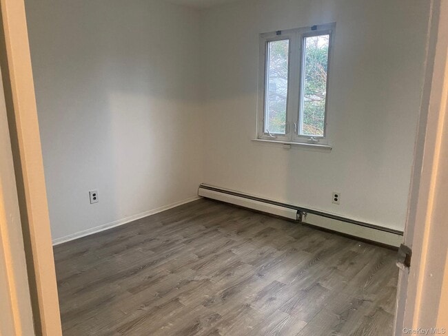 Building Photo - 723 Hungry Harbor Rd