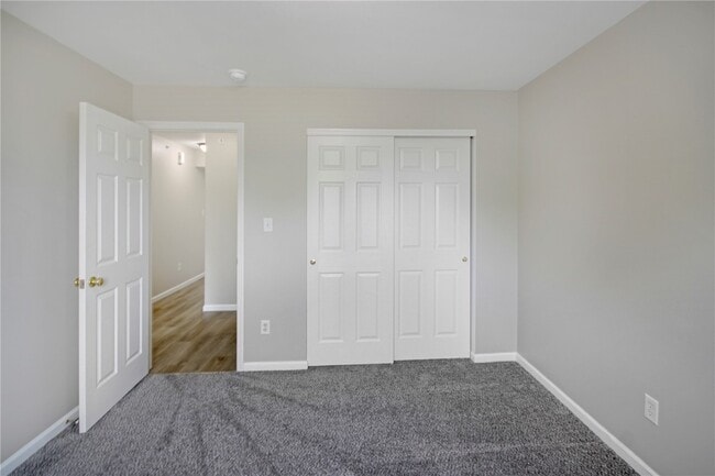 Building Photo - 143 Stonewall Creek Dr