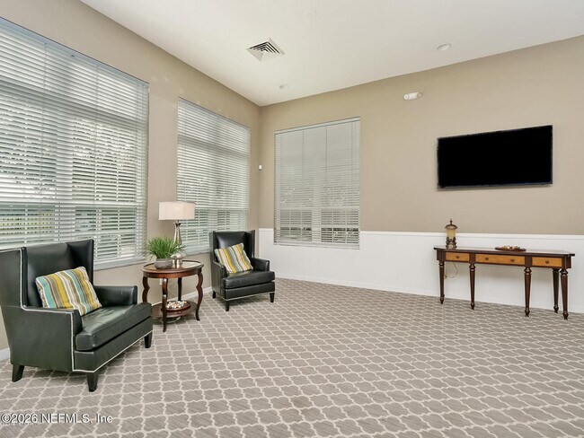 Building Photo - 13703 Richmond Park Dr N