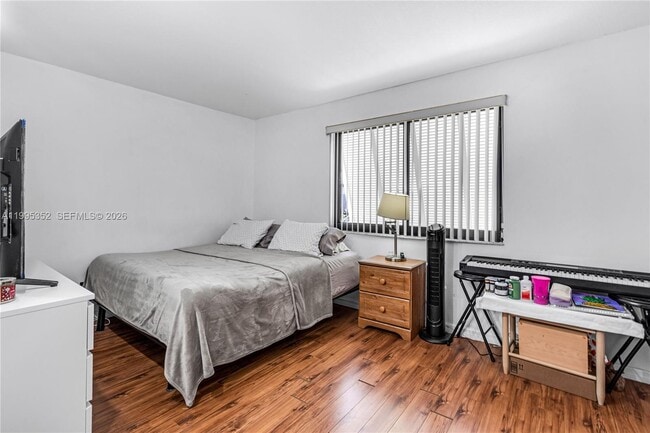 Building Photo - 1424 NW 113th Way