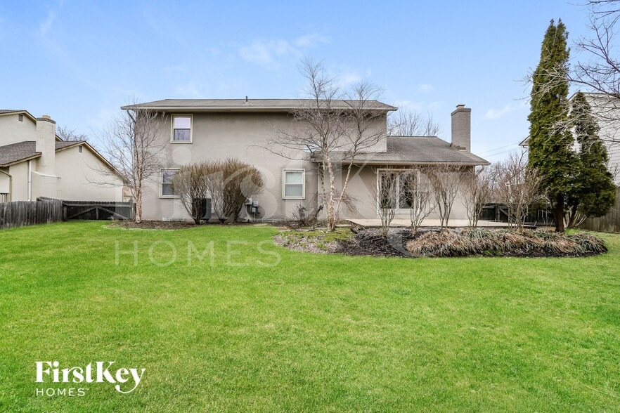 Building Photo - 2049 Stowbridge Rd