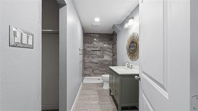 Building Photo - 5113 Shoregate Square