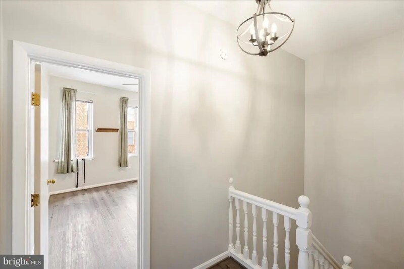 Building Photo - 57 E Heath St