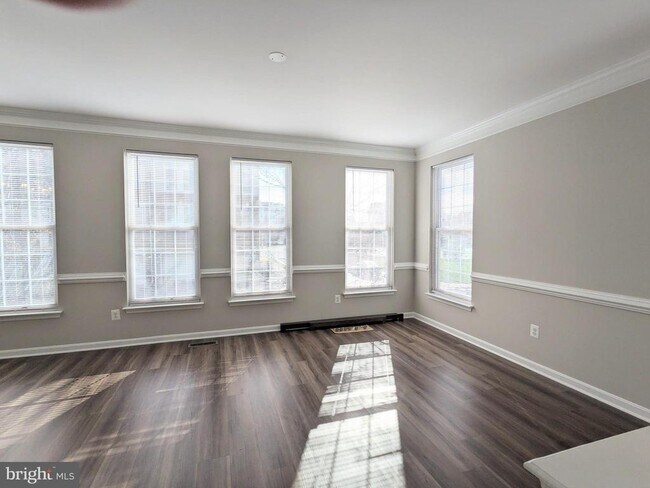 Building Photo - 46178 Cecil Terrace