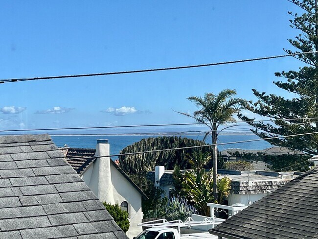 Building Photo - Charming Furnished Home in PG available May 01, 2026!