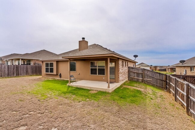 Building Photo - 2707 Camp Cooper Dr