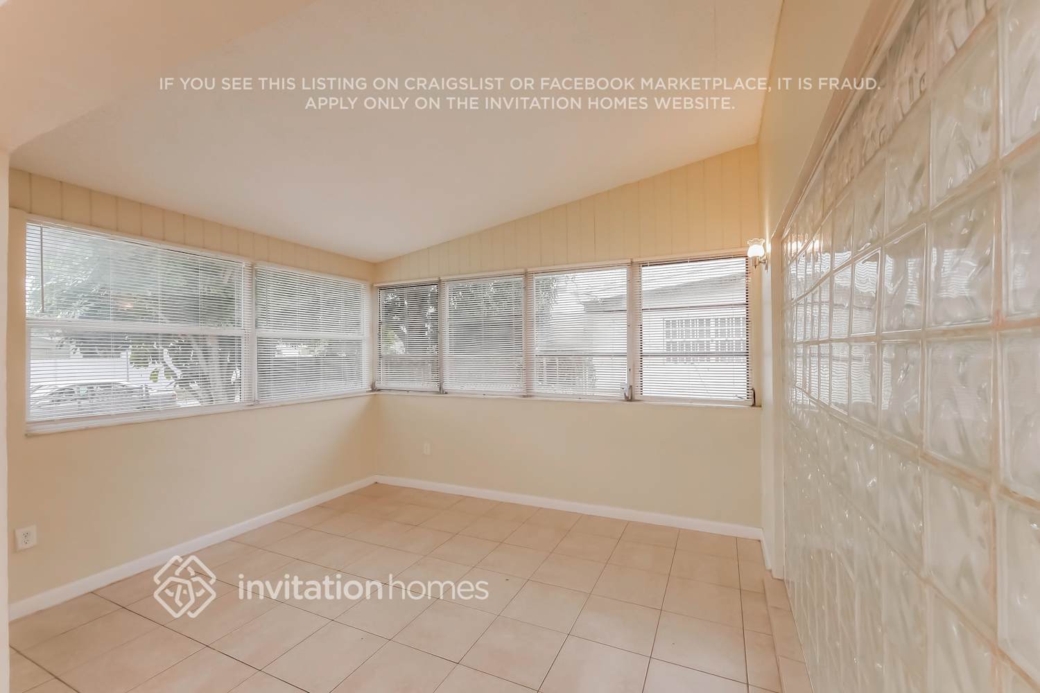 Building Photo - 510 NE 172nd St