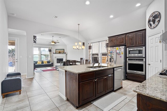 Building Photo - 138 Drury Ln